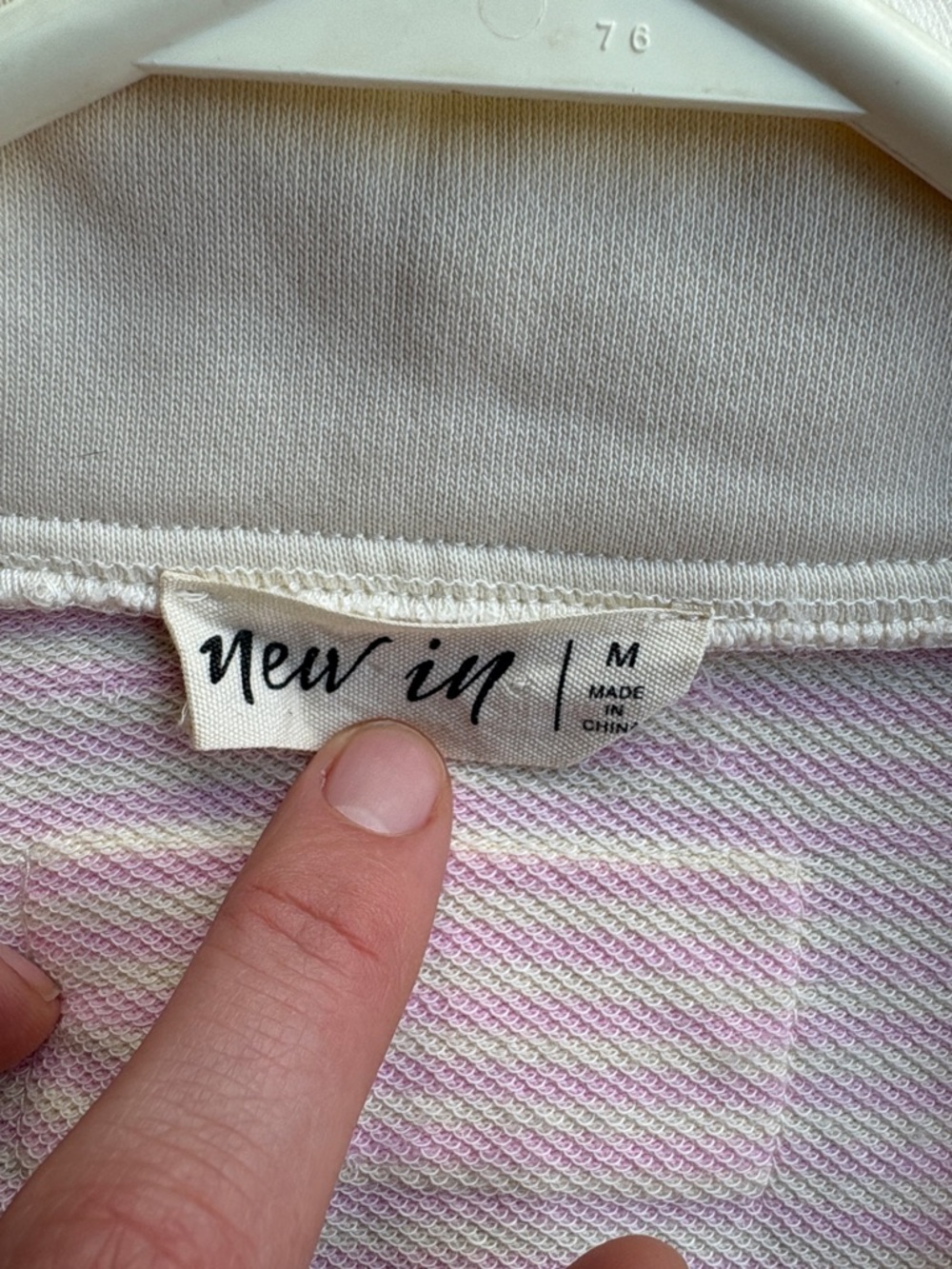 🪷VeryJ new in Pink Cream Colorblock Oversized Sweater, Women's M, EUC - Picture 3 of 5